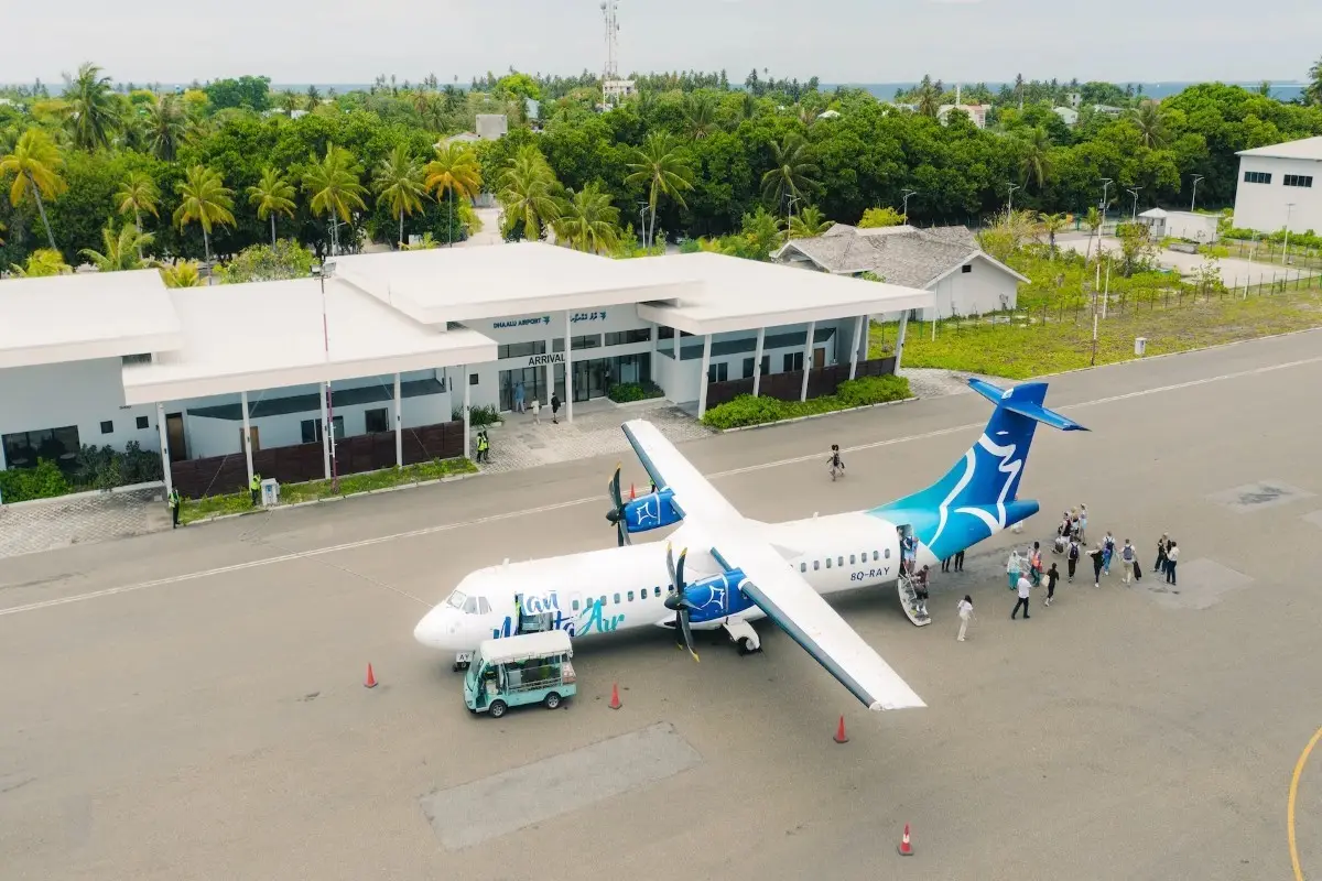 Manta-Air-Dhaalu-Airport (Custom) (Custom)